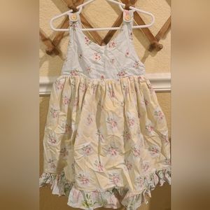 Sweet Honey dress sz 8Y. Floral, wood buttons, soft. Gently used, good quality.